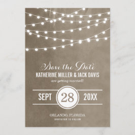 Anuncio de Save the Date de Luces de Cuerda Marrón