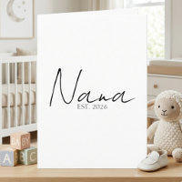 Anuncio del año de Nana EST con elegante diseño de