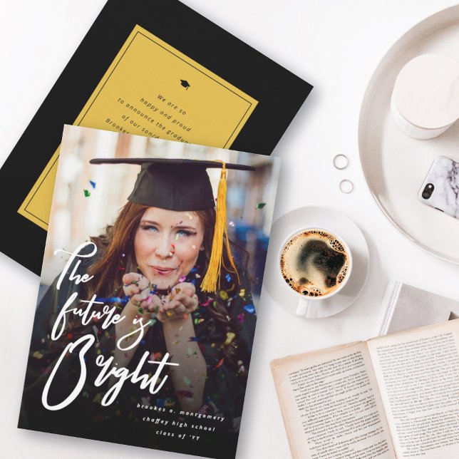 Anuncio El Futuro Es Brillante Audaz Foto De Graduación De (The Future Is Bright Bold Script Graduation Photo Announcement | fatfatin @ zazzle.com/color_therapy)