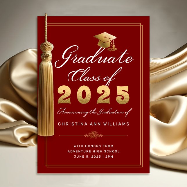 Anuncio Elegante Clase de Guión de Oro Rojo de Graduado 20 (Elegant Maroon Gold Script Class of 2025 Graduation Announcement)