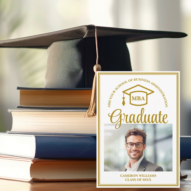 Anuncio Elegante Escuela de Negocios de Oro Graduada Foto  (Subido por el creador)