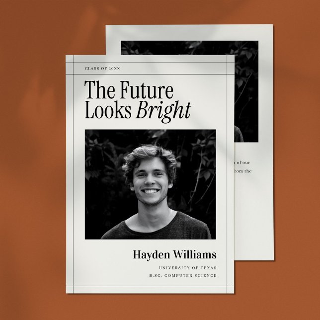 Anuncio Elegante foto de graduación de periódico (elegant newspaper graduation photo announcement with 80s editorial designs style.)