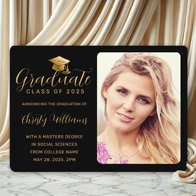 Anuncio Elegante Graduación del Colegio de Fotos de Black  (Black and Gold Photo Graduation Announcement for College Grads)