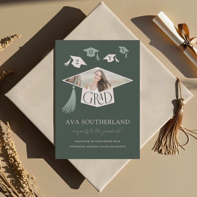 Anuncio Elegante Graduación Moderna de Grado y Tassel (Elegant Modern Grad Cap & Tassel Photo Graduation Announcement)