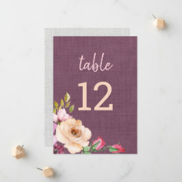 Anuncio Elegante Rosas de color púrpura con tela texturiza