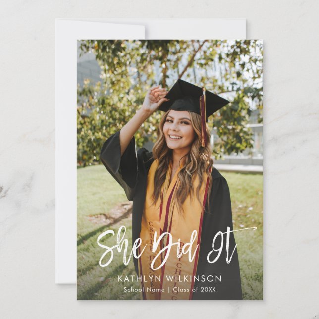 Anuncio Ella Lo Hizo Moderna Graduación De Foto Minimalist (Anverso)