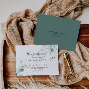 Anuncio Elopement del follaje verde de eucalipto de verano