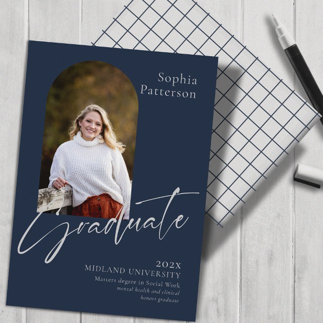 Anuncio Escuela de gris de la marina fotográfica simple (Subido por el creador)