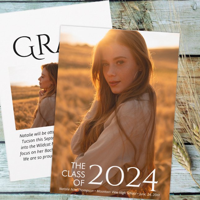 Anuncio Escuela Superior Moderna Y Elegante (Subido por el creador)