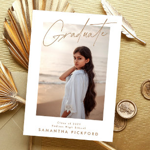 Anuncio Foto de 2 caras de la graduación de la secundaria 
