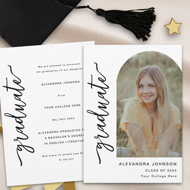 Anuncio Foto de Arco de Letra Moderna y con Estilo (Modern trendy gold script arch photo graduation announcement card)