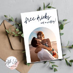 Anuncio Foto de arte moderno: bebidas sin alcohol salvan l<br><div class="desc">Bebidas gratis en arco foto boda moderna en la playa ahorra las fechas. Personalizar con una foto en el frente y todos los detalles de su boda y una segunda foto en la parte de atrás. ¿Quieres un color diferente o necesitas ayuda para recortar tu foto para que encaje? Contáctame,...</div>