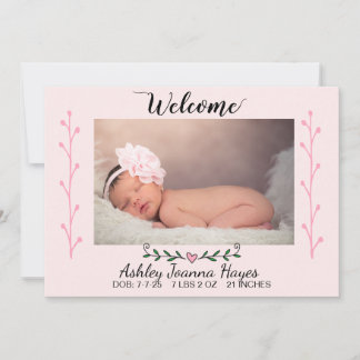 Anuncio Foto de bienvenida de una bebé recién nacida