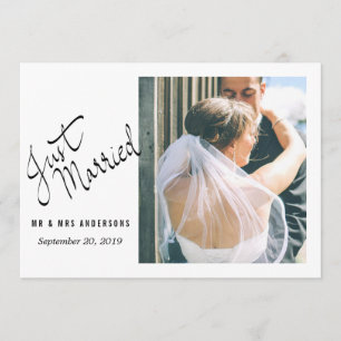 Anuncio Foto de Boda de tipografía reciente casada