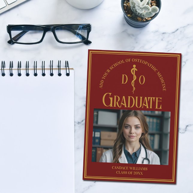 Anuncio Foto de graduación de la Escuela Médica Osteopátic (Subido por el creador)