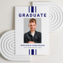 Foto de graduación de niño en azul marino moderno