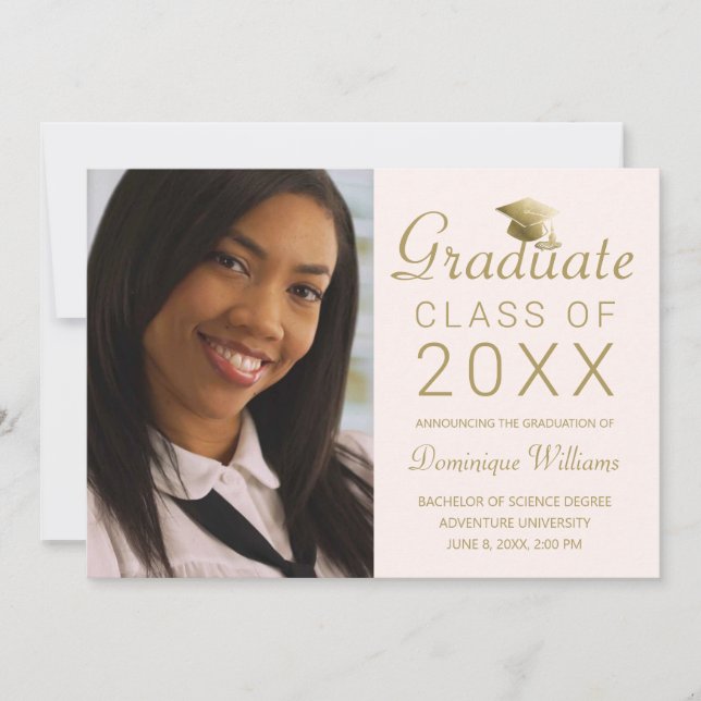 Anuncio Foto de graduación Rubor Gold Grad Cap Script 2023 (Anverso)
