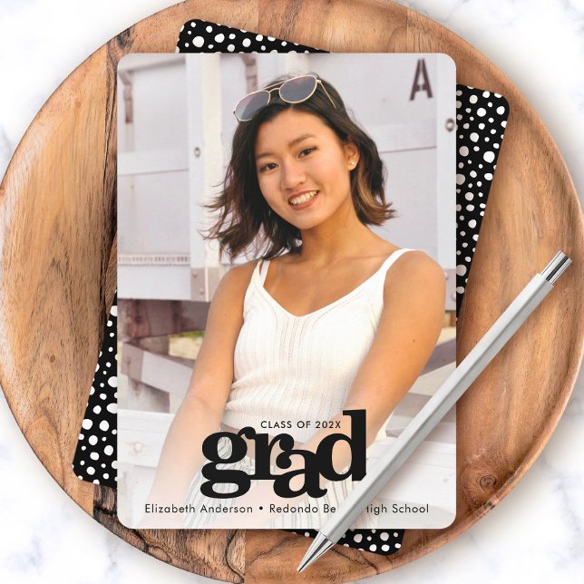 Anuncio Foto de graduación tipografía simple y audaz (Subido por el creador)