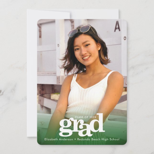 Anuncio Foto de graduación verde tipografía moderna audaz (Anverso)