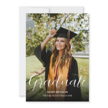 Foto de Graduada Elegante de Escuela Secundaria