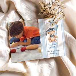 Anuncio Foto: Educación preescolar azul Teddy Bear Graduad