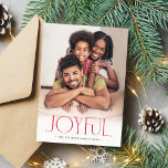 Anuncio FOTO FAMILIAR 2023 minimalista JOYFUL rojo<br><div class="desc">por kat massard >>> WWW.SIMPLYSWEETPAPERIE.COM <<< Un diseño de tarjetas de tendencia que incluye la cita JOYFUL con tu foto favorita CONTACTO kat@simplysweetpaperie.com si necesitas una mano para que tu foto encaje perfectamente</div>