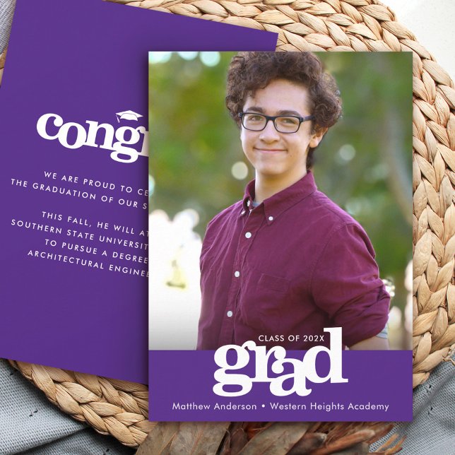 Anuncio Fotografía de graduación púrpura tipografía audaz  (Subido por el creador)