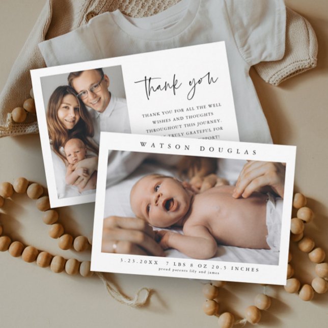 Anuncio Fotografía simple Nacimiento de foto bebé recién n (Simple minimalist newborn baby photo birth announcement thank you card.)