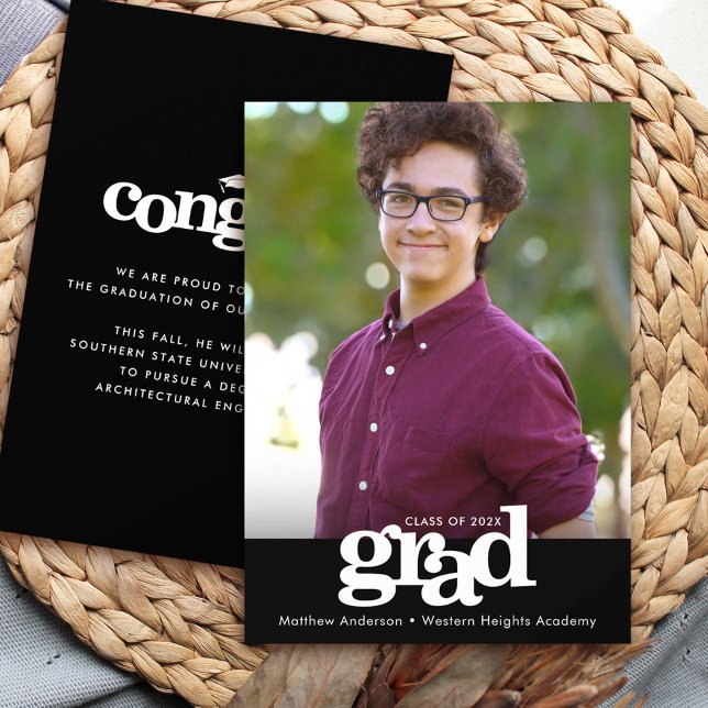 Anuncio Graduación blanca negra 1 fotografía tipografía mo (Subido por el creador)