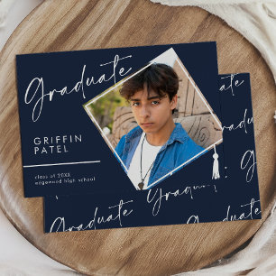 Anuncio Graduación de foto de la capa de graduación modern