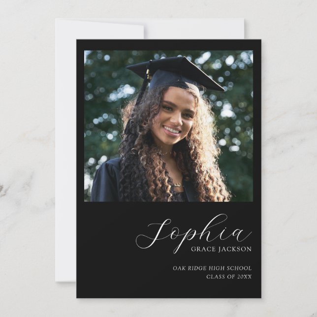 Anuncio Graduación de fotografía manuscrita negra de moda  (Anverso)