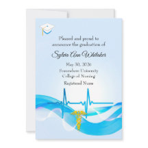 Graduación de la Escuela de Enfermería elegante mé