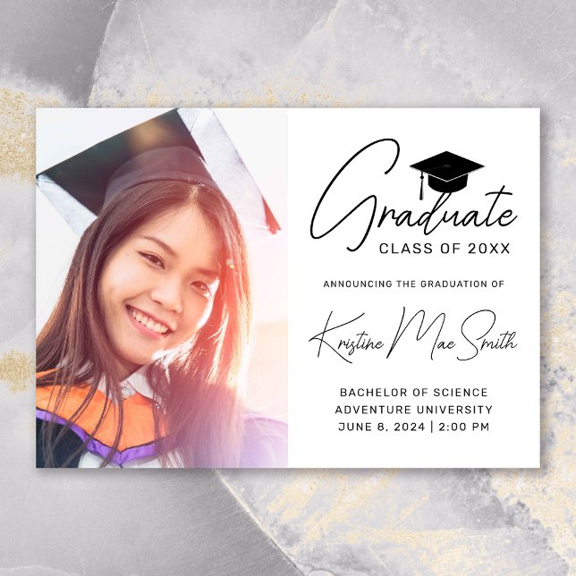 Anuncio Graduación de la Escuela de Fotos de Guión Blanco  (Modern White Black Script Photo College Graduation Announcement)