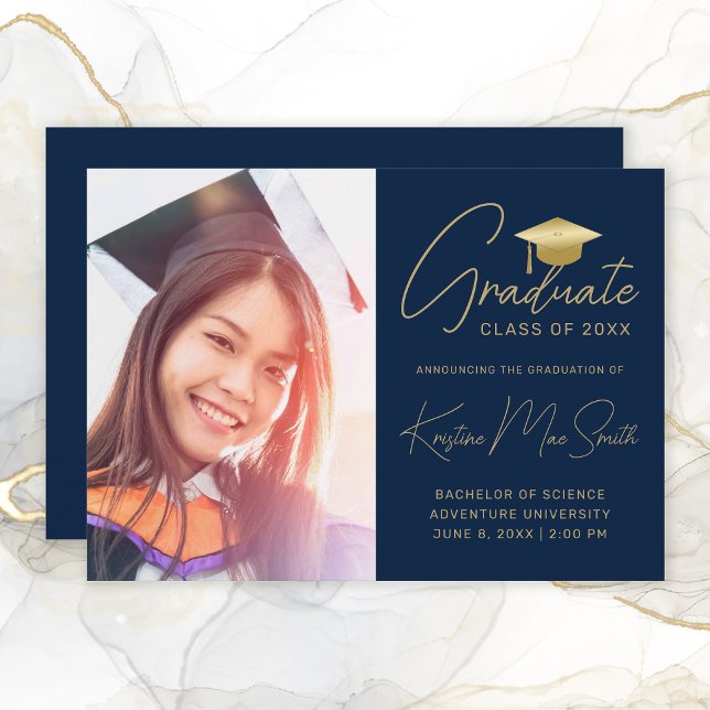 Anuncio Graduación de la Escuela de Literatura de Oro de l (Modern Navy Blue Gold Photo Graduation Announcement)