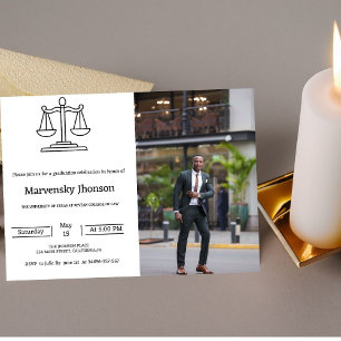 Anuncio Graduación de la facultad de derecho de la univers