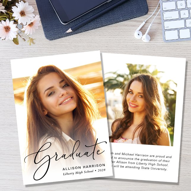 Anuncio Graduación Elegante de Imágenes de Guión (An elegant photo graduation announcement to celebrate the graduate's achievements)