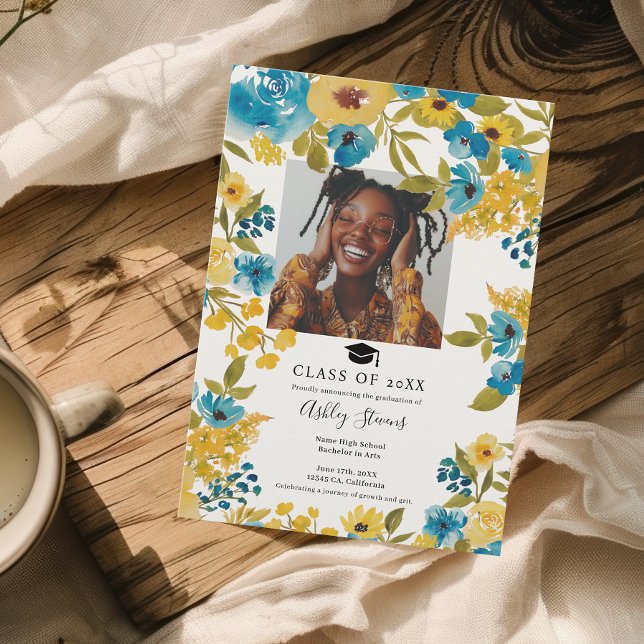 Anuncio Graduación fotográfica Boho Blue y Yellow Floral 2 (Boho Blue and Yellow Floral 2 Photo Graduation Announcement)