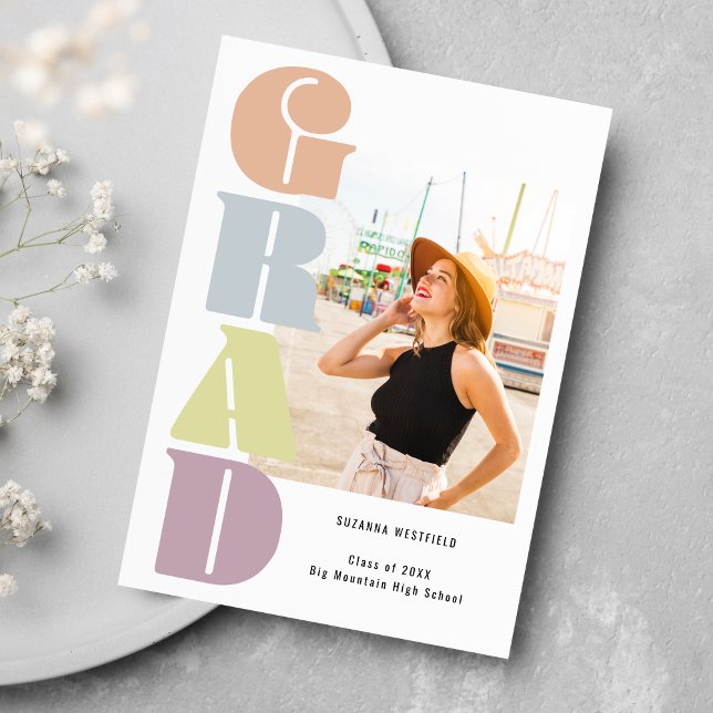 Anuncio Graduación fotográfica Retro Groovy Pastel 2 (Subido por el creador)