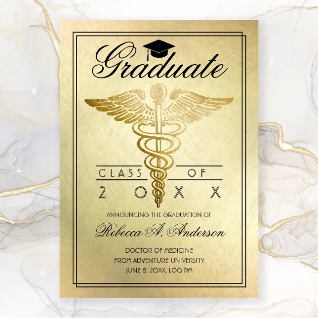 Anuncio Graduación Médica Caduceus Gold Grad Cap (Medical Gold Cadences Graduation Announcement)