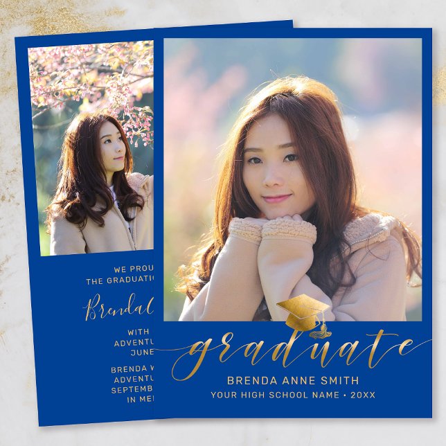 Anuncio Graduación moderna 2 foto cápsula de oro sobre el  (Modern Two Photo Gold Script on Royal Blue Graduation Announcement)