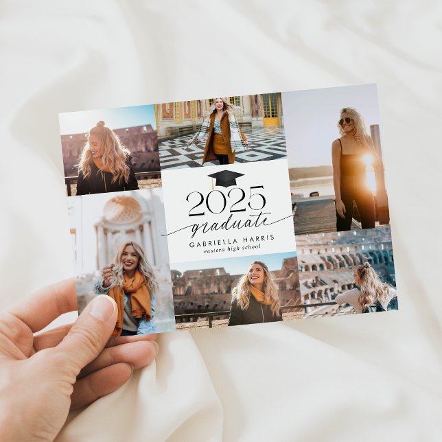 Anuncio Graduación moderna del Collage de guiones blancos  (Modern Black and White Script Collage Graduation Announcement)