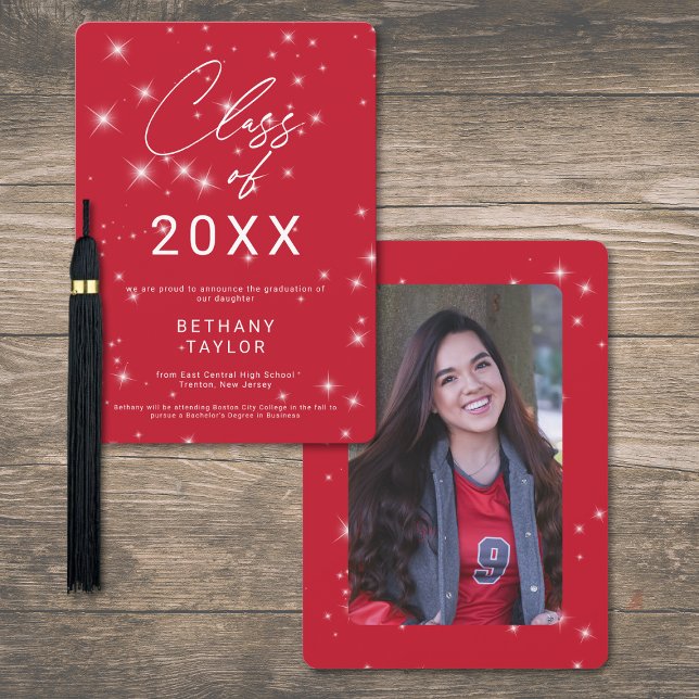 Anuncio Graduación Moderna Rojo y Blanco con Brillo (Modern Red & White Sparkle Graduation Announcement)