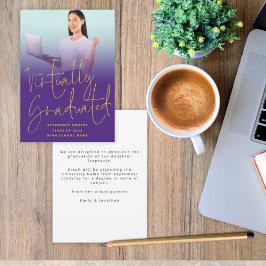 Anuncio Graduación púrpura de foto de casi graduación 2022