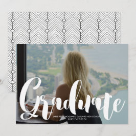 Anuncio Graduación simple de fotografía geométrica en blan
