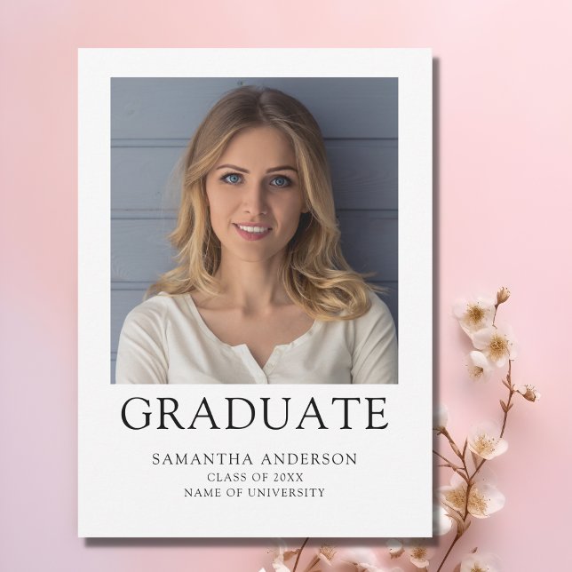 Anuncio Graduación simple de la Universidad Fotográfica (Subido por el creador)