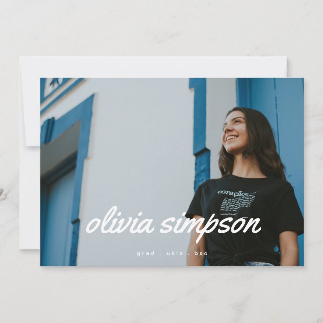 Anuncio Graduado de escritura negrita y fresca dos fotos