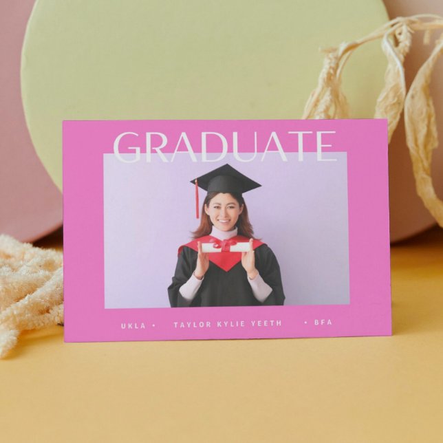 Anuncio graduado de fotografía de la universidad moderna d (Subido por el creador)