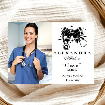 Graduado de la escuela de Enfermería Black Bow