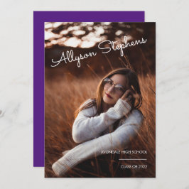 Anuncio Guión clásico Texto blanco Foto Graduación púrpura