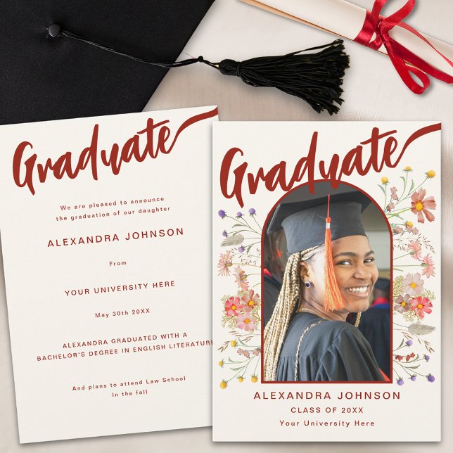 Anuncio Guión de la foto del Boho Wildflower Arch (Elegant wildflower arch graduate photo burnt orange calligraphy script Graduation announcement card)